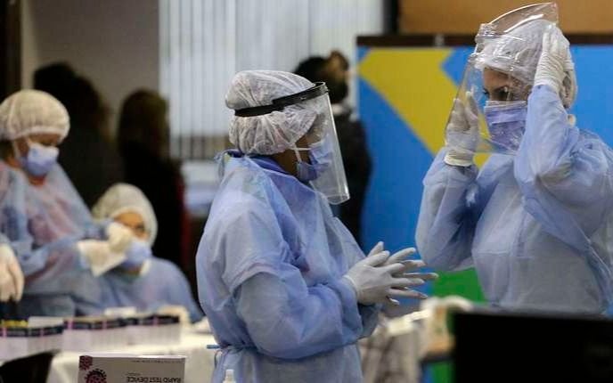 Alarma en Córdoba por la variante Ómicron: un brote en fiestas de egresados suma 90 casos y 800 aislados