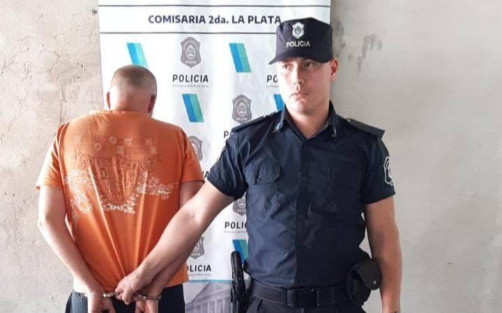 Tenía perimetral y hostigó a su ex pareja en su casa en barrio Norte