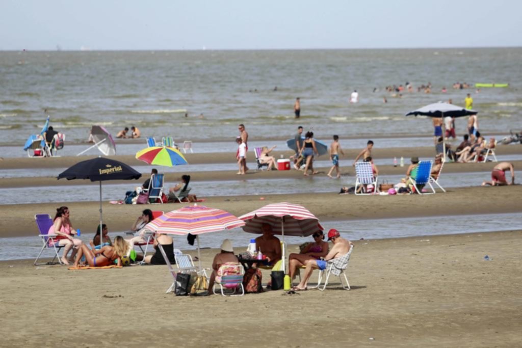 Las playas de la Región, más flexibles pero en alerta