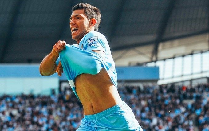 El mundo del fútbol y el deporte en general saludan al "Rey Kun" 