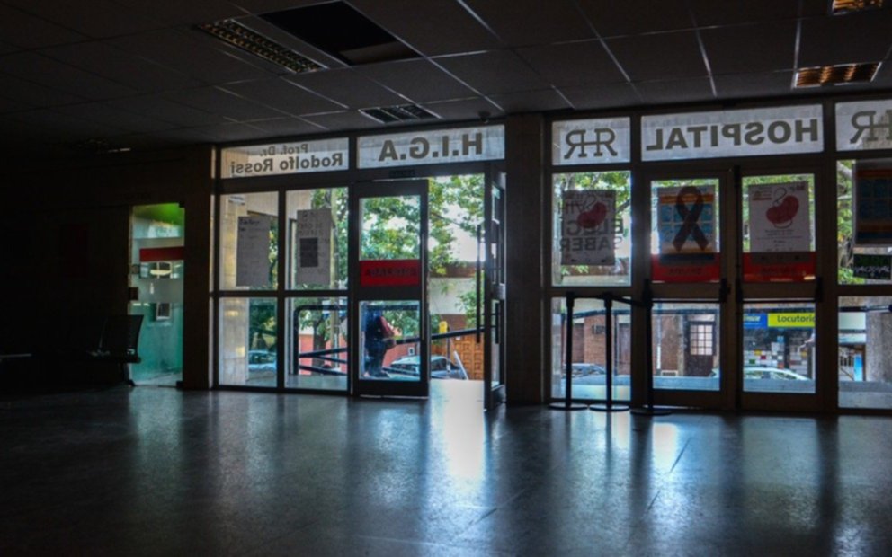 Por un problema de luz interno, estaría resentida la atención en el Hospital Rossi