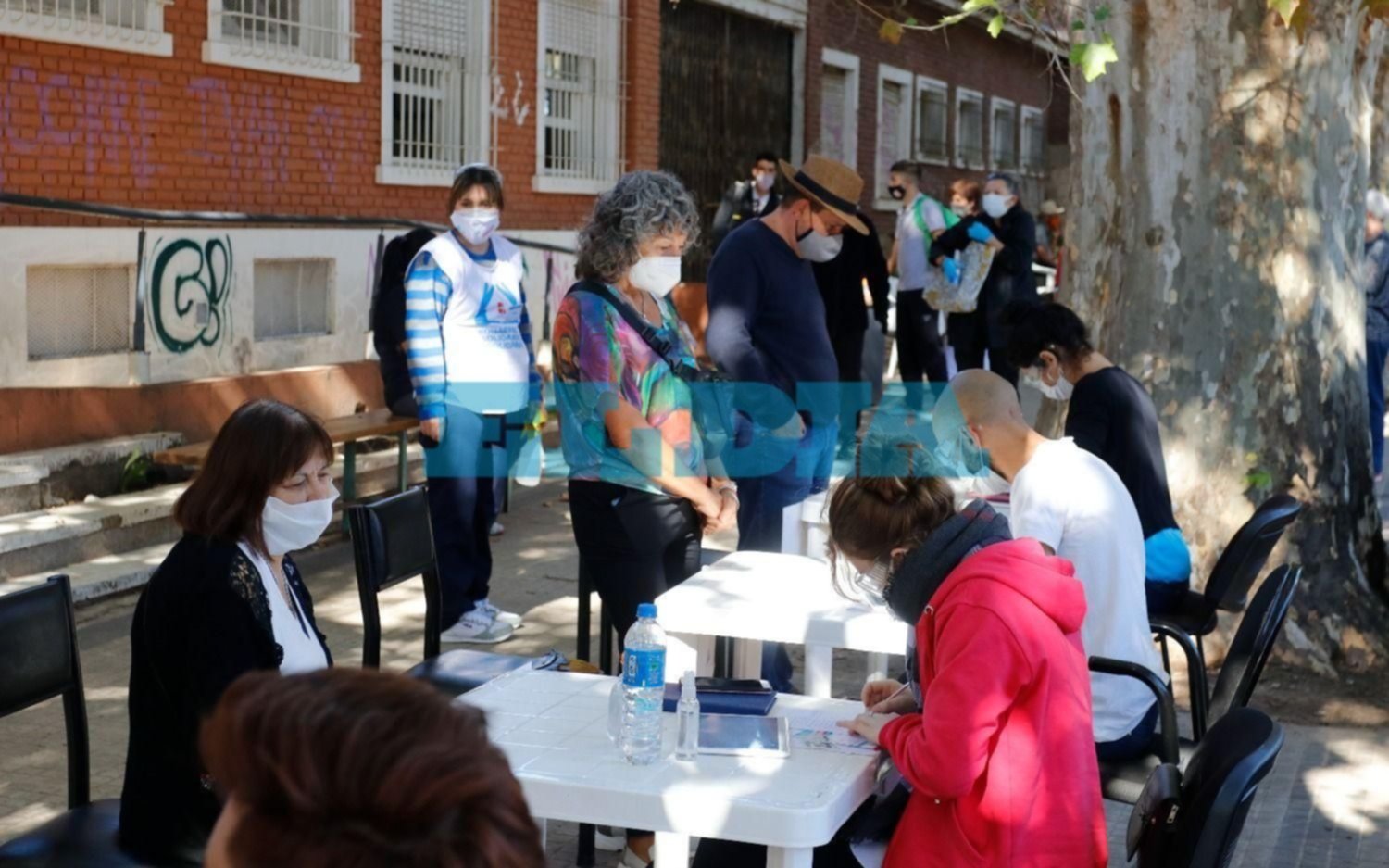 Escalada de contagios: ¿Cuántos casos activos de COVID-19 hay en La Plata?
