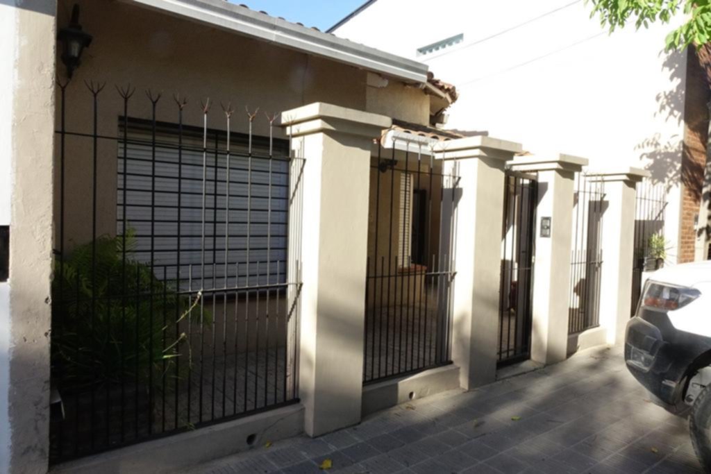 Robaron casi $200 mil a una familia de La Loma