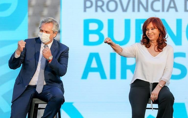 Alberto Fernández y Cristina Kirchner felicitaron a Gabriel Boric por su elección como presidente