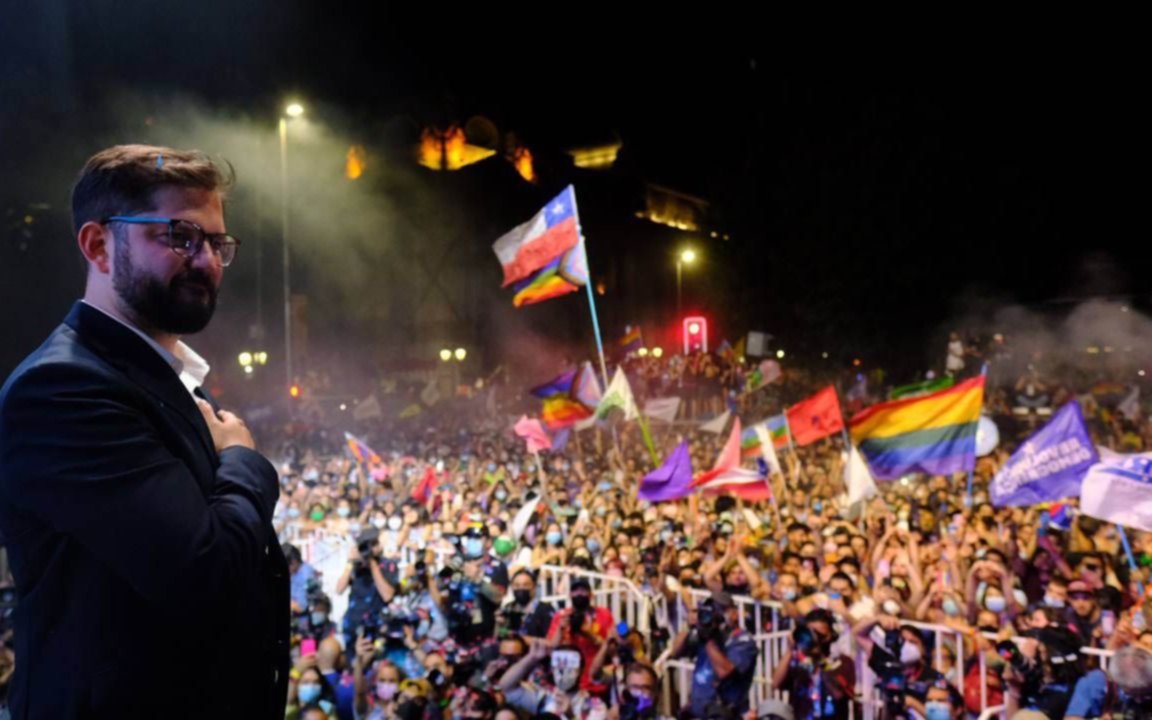 Chile: el discurso y las promesas del flamante presidente Boric tras el triunfo en las urnas