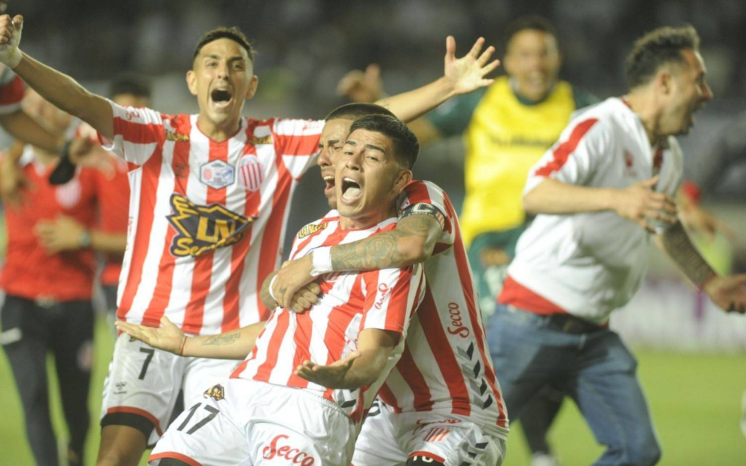 Barracas Central hace historia: derrotó por penales a Quilmes y ascendió a la Liga Profesional