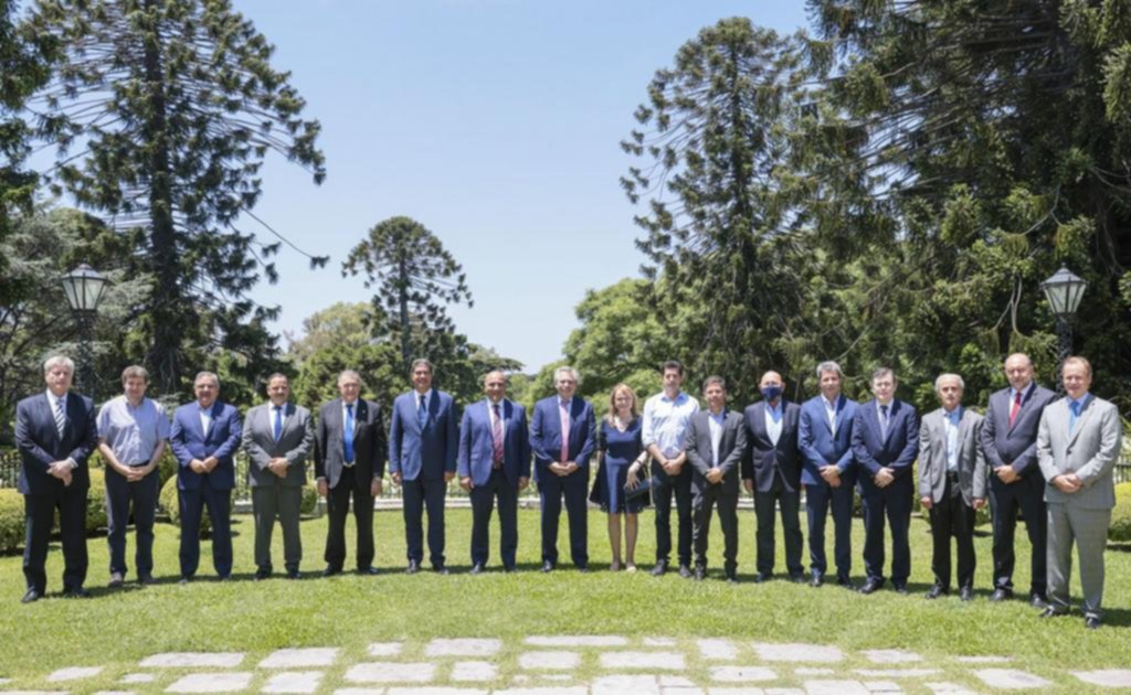 Gobernadores del PJ, preocupados por las obras