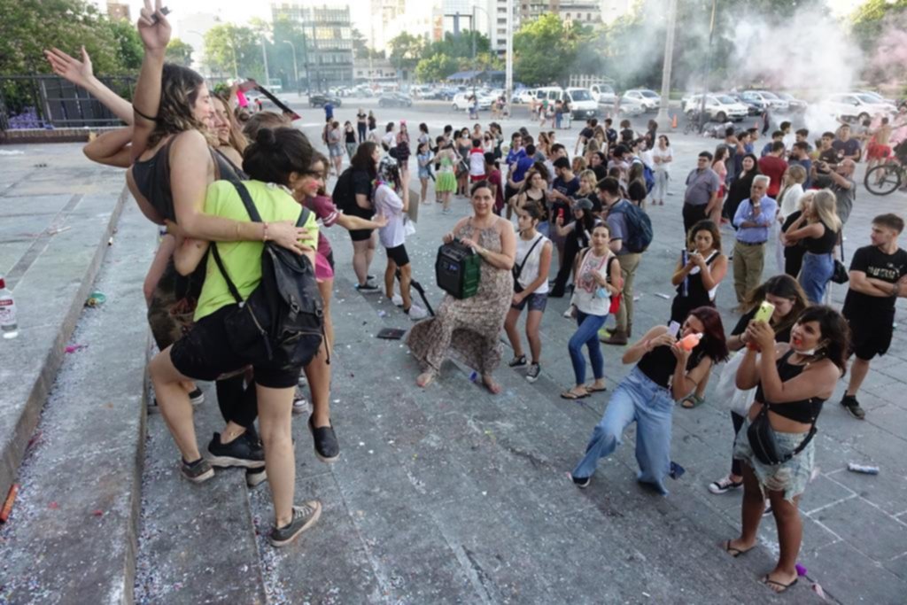Buscan transformar las recibidas universitarias en “festejos responsables”