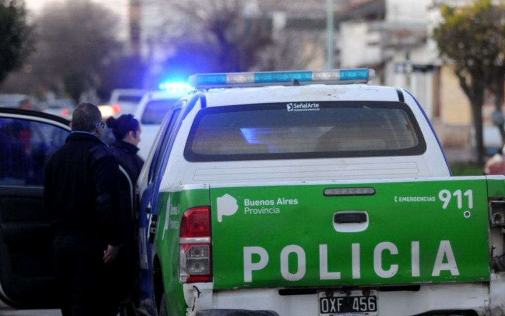 Mujer detenida acusada de matar a joven 