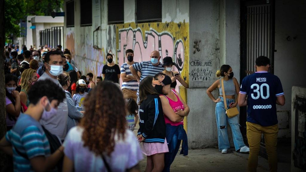 Contagios, testeos e internaciones: las cifras del Covid que preocupan en La Plata
