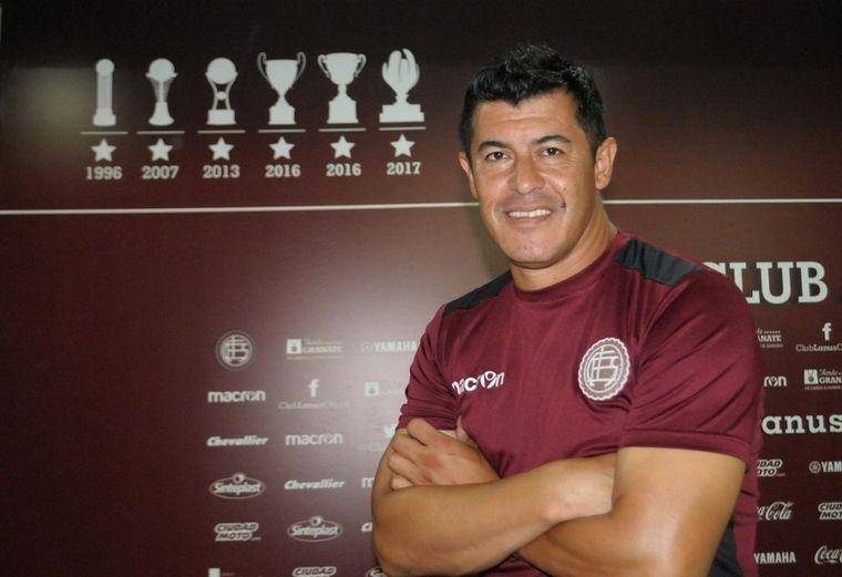 Navidad Granate: Lanús anunció a Almirón