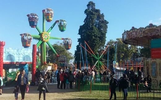 Descarriló una montaña rusa en La Lucila: al menos cinco heridos