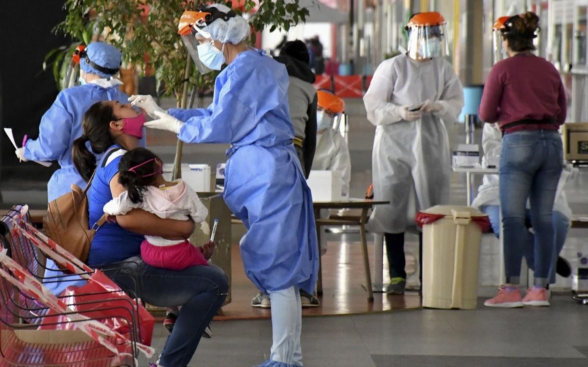 Se disparan los contagios de Covid en Argentina: se reportaron 20.263 nuevos casos en 24 horas