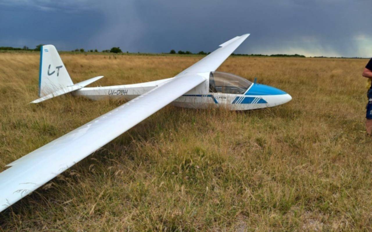 Susto y milagro en el aire: un planeador tuvo que aterrizar de emergencia en Arana