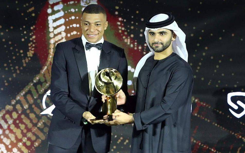 Mbappé le ganó a Messi en la elección del "mejor jugador del año