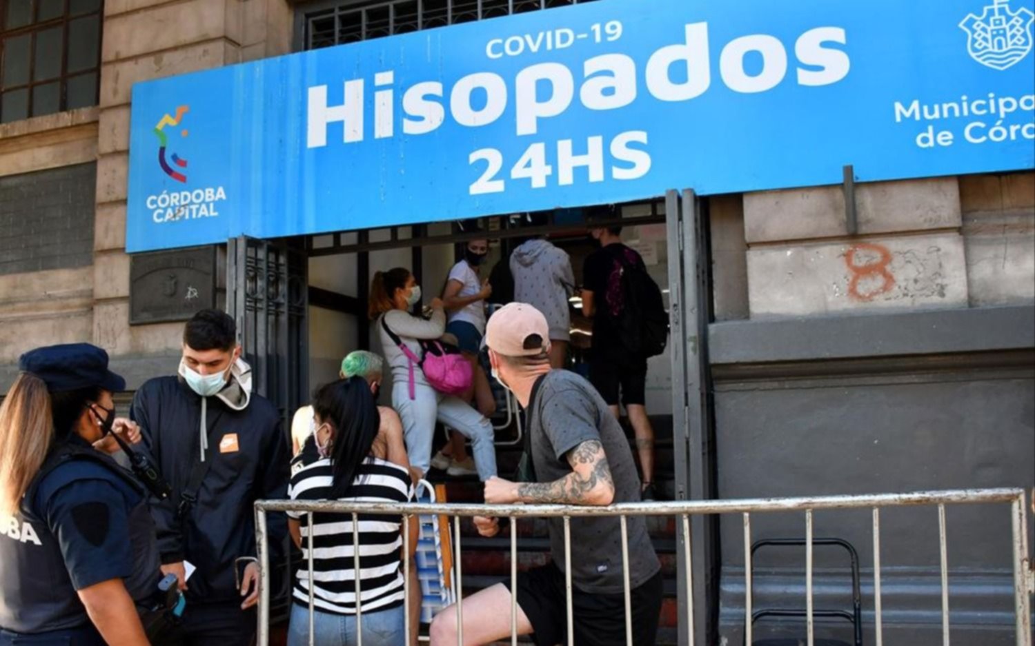 En plena ola de contagios, Córdoba reduce a cinco días los aislamientos por coronavirus
