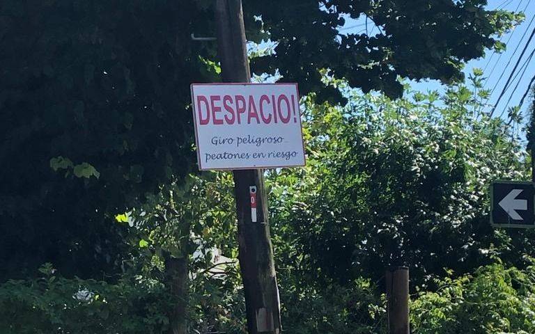 "¡Despacio, alfojen un poco!": en Villa Castells piden urgente que coloquen lomos de burro