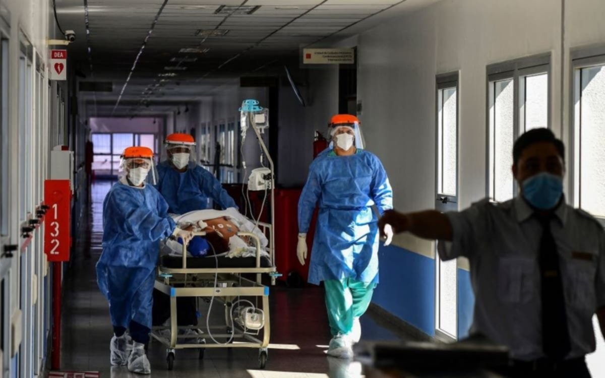 Argentina rompe su récord de más contagios en un solo día: más de 42 mil casos de COVID