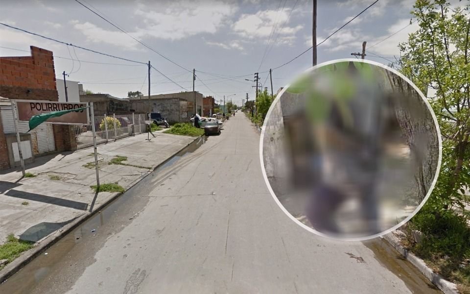 "Colgado" de un árbol, pero con las manos atadas: investigan una extraña muerte en Ensenada