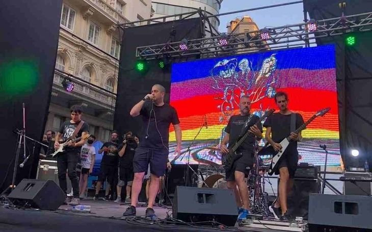 “Pato” Fontanet estuvo presente en el homenaje a las víctimas de Cromañón en el Obelisco