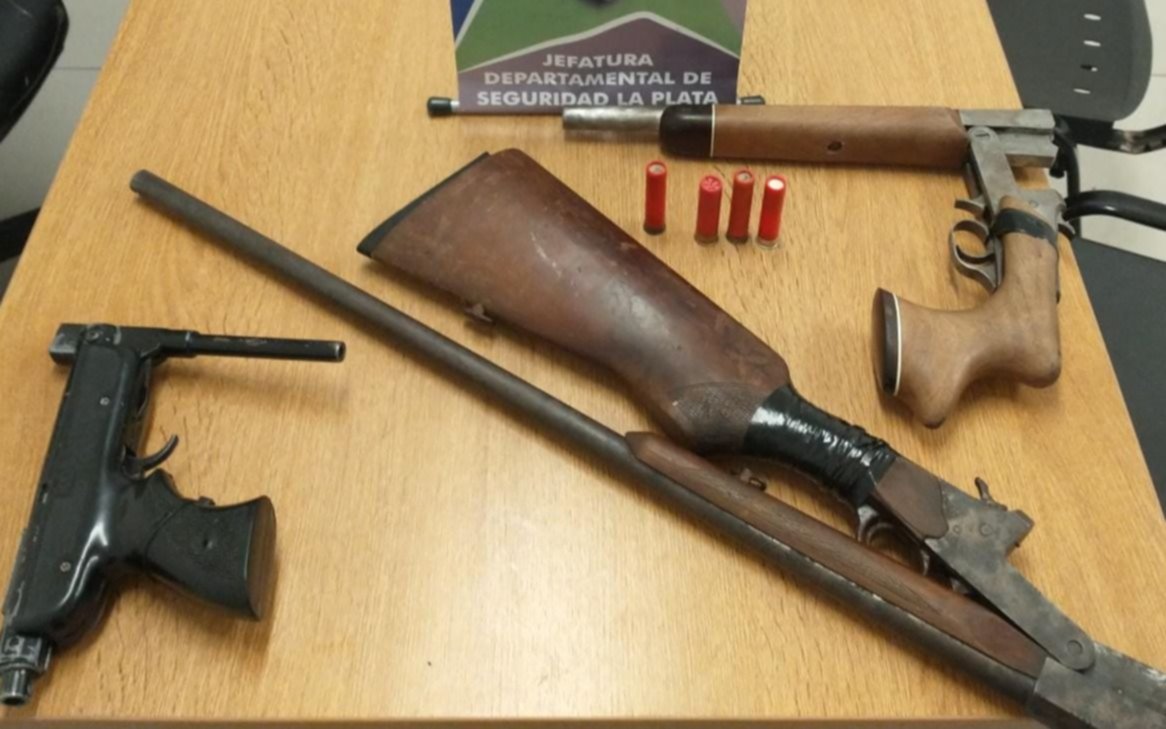 Chiquitos pero peligrosos: cayó una banda de menores con armas cortas y hasta una escopeta