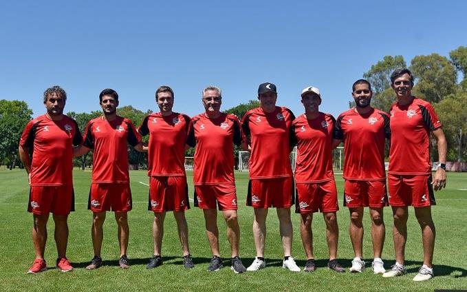El cuerpo técnico albirrojo ya está completo