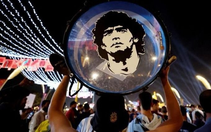 Con toda la esperanza: los hinchas argentinos se reunieron en un 'Maradona Fest' y recordaron al 10