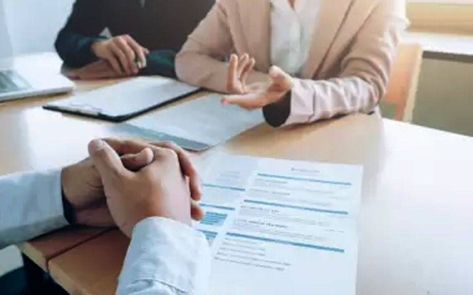 ¿Estás buscando empleo en La Plata? Mirá aquí, "lluvia" de ofrecimientos laborales