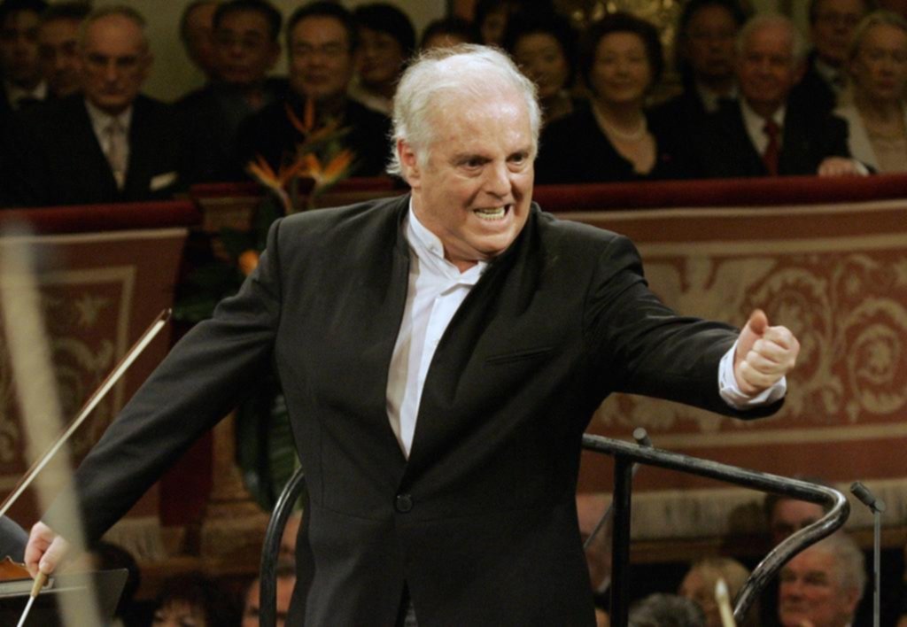 Barenboim regresa a escena en dos conciertos de Año Nuevo