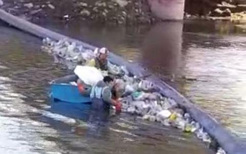 Planteo sobre la basura en el arroyo El Gato
