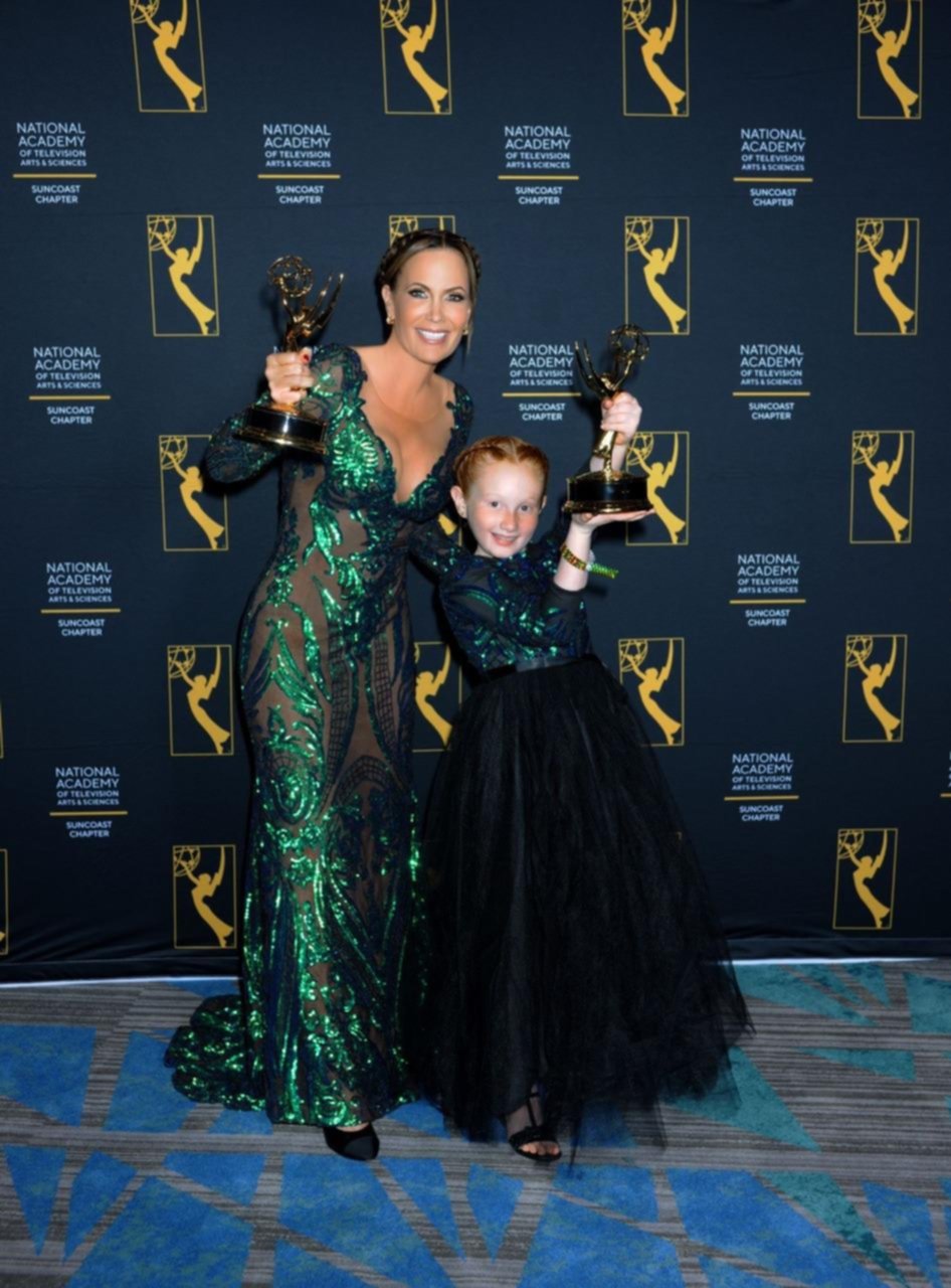 Natalia Denegri y su hija, premiadas en los Suncoast Emmy