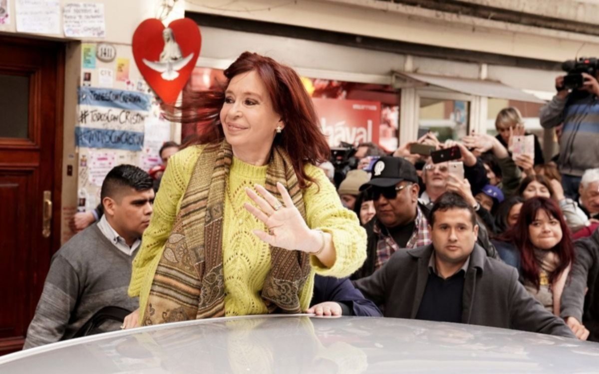 Cristina Kirchner pidió a sus abogados que recusen al juez Ercolini