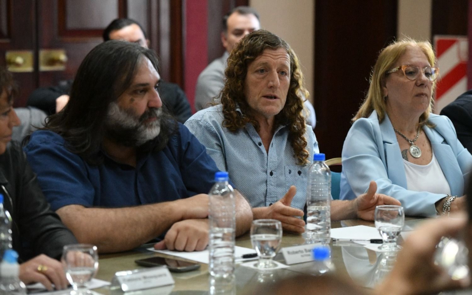 Estatales reiteran el pedido a Kicillof de reabrir la paritaria y piden asueto para 23 y 30 de diciembre