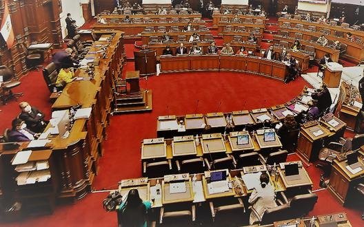 Perú expectante: el futuro de Castillo y el Congreso decide fecha de próximas elecciones