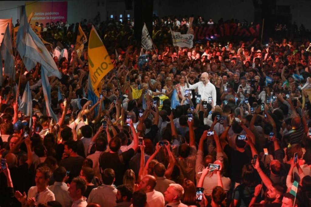 Larreta reunió a los suyos para mostrar “musculatura política”