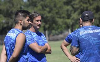 Leandro Martini, DT de Villa San Carlos: "Me tiró más el corazón que esperar una chance para dirigir en el exterior"