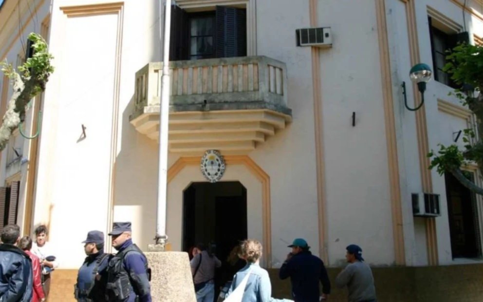 Solicitan 6 años de prisión para policía acusada por  "Masacre de Quilmes"