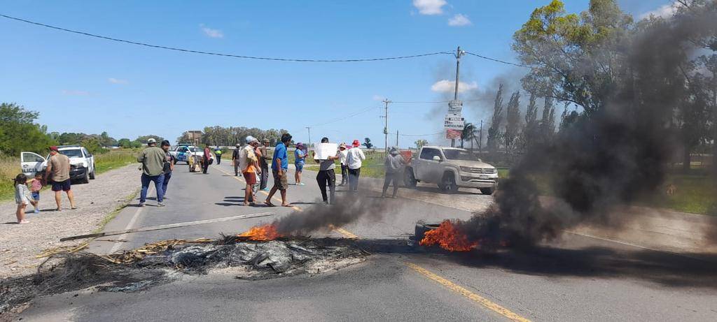 Piquetes en la ruta 36 por cortes de luz, que volvió a la tarde