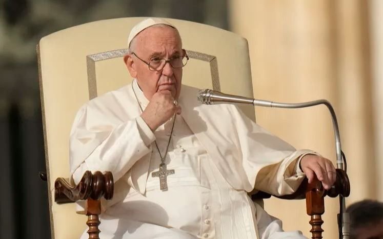 El papa Francisco cumple 86 y pidió "más acercamiento con los pobres" 