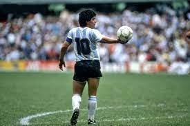 De Valdano y Burru a Di María y Álvarez, los escoltas del ‘10’