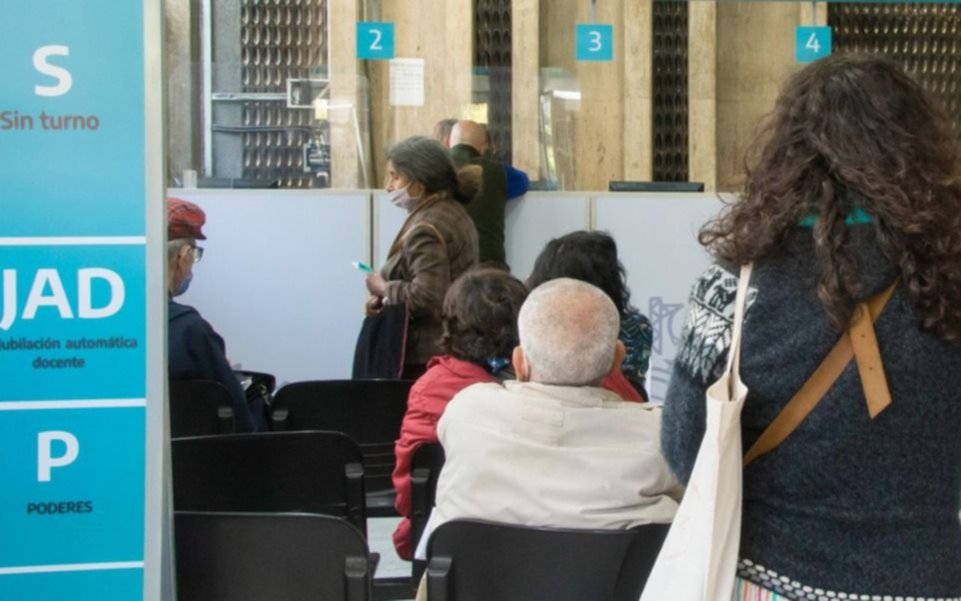 Bono y aumento a jubilados del IPS: cuándo se paga y quiénes lo cobran