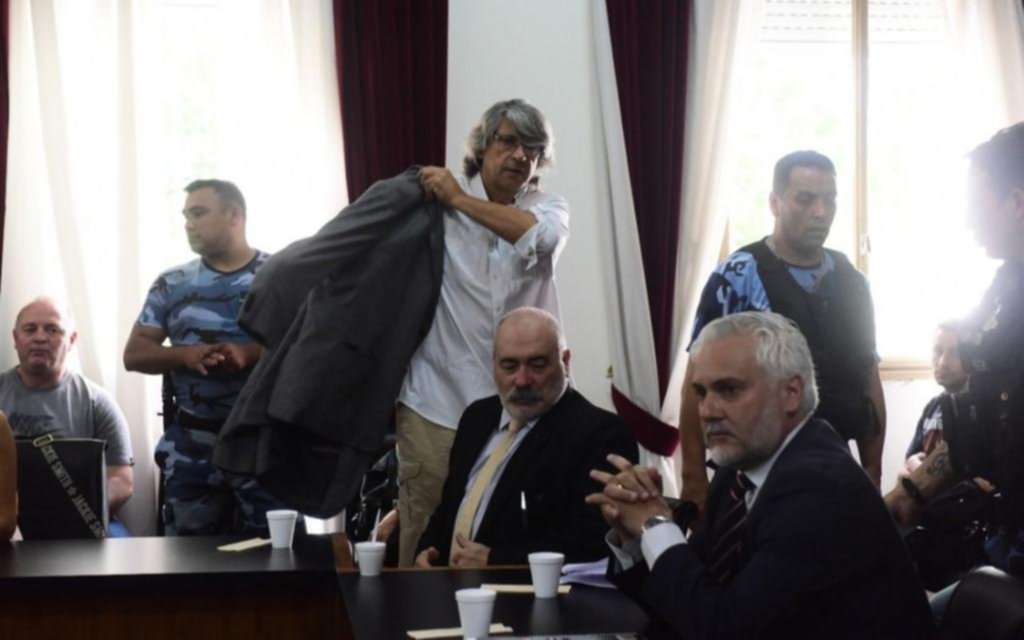 Con duros términos, Melazo y sus abogados atacaron la labor fiscal
