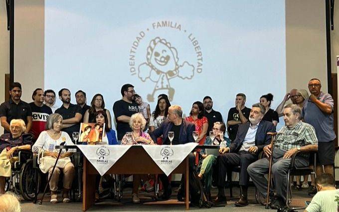 Las Abuelas de Plaza de Mayo anunciaron la restitución del nieto 131