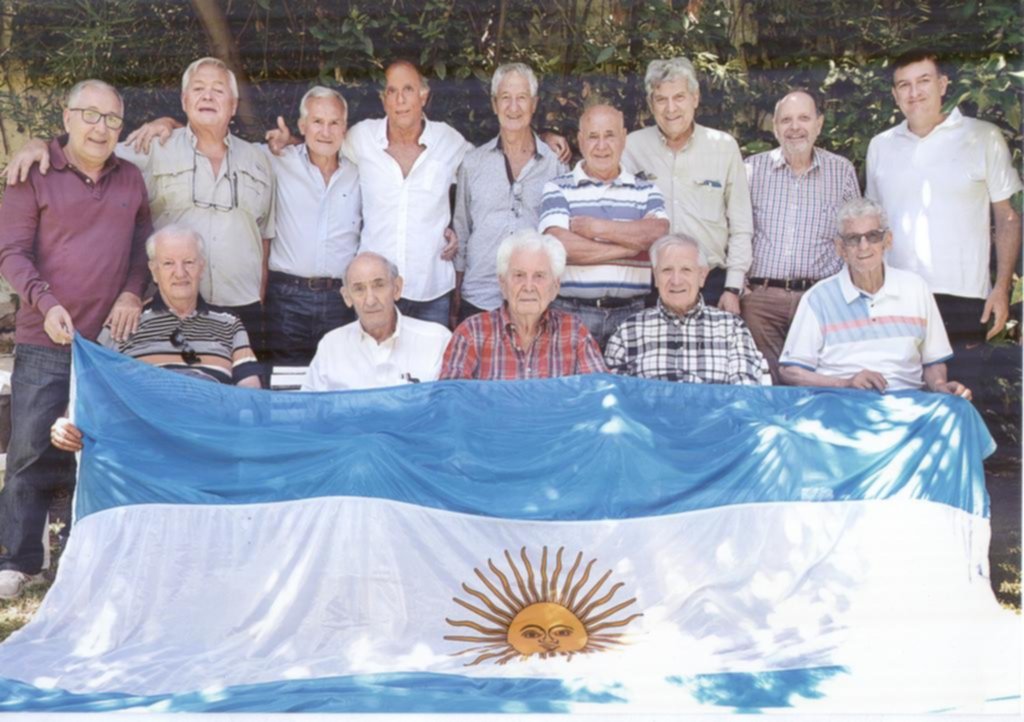 Glorias de Estudiantes celebraron al campeón del mundo