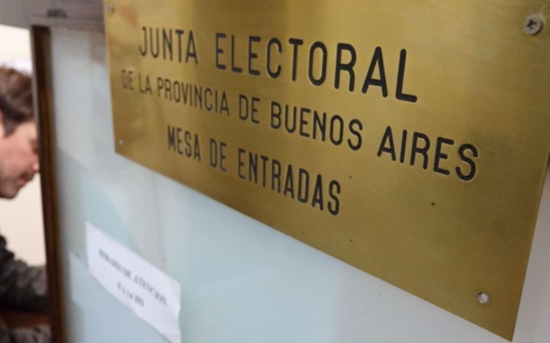 Trece partidos políticos, entre ellos uno de La Plata, perdieron la personería política en Provincia