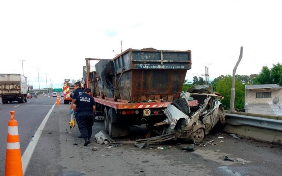 Fatal accidente en la Autopista La Plata-Buenos Aires