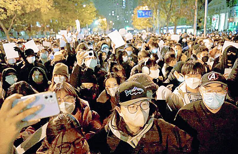 “Devuélvanme mi juventud”: el reclamo de estudiantes en China