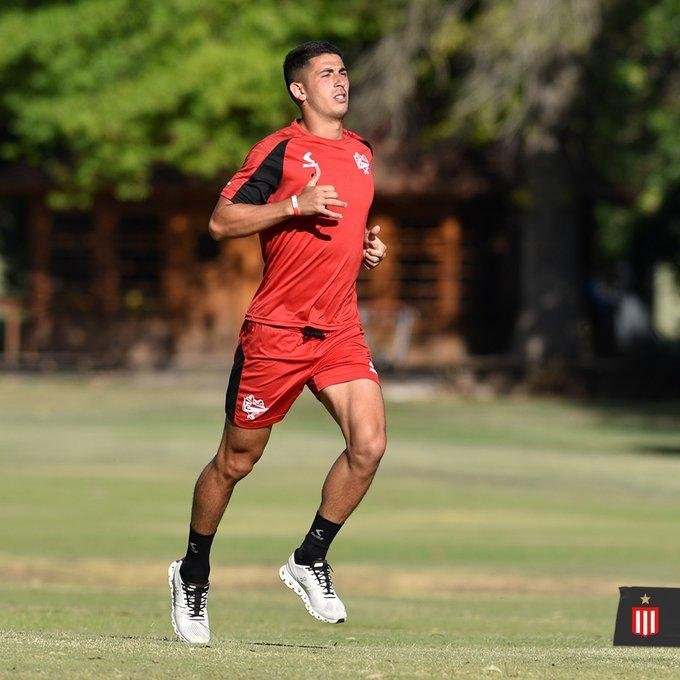Al final, el defensor Santiago Flores no deberá ser operado