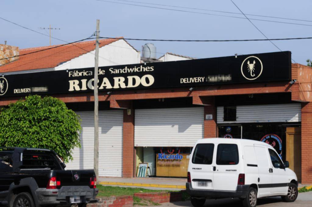 “No hicieron buenas migas”: terror por un disparo en una sandwichería
