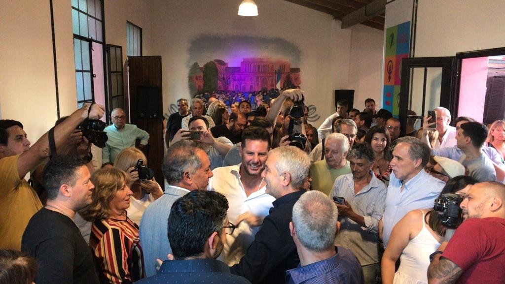Reinauguraron un histórico local del peronismo platense